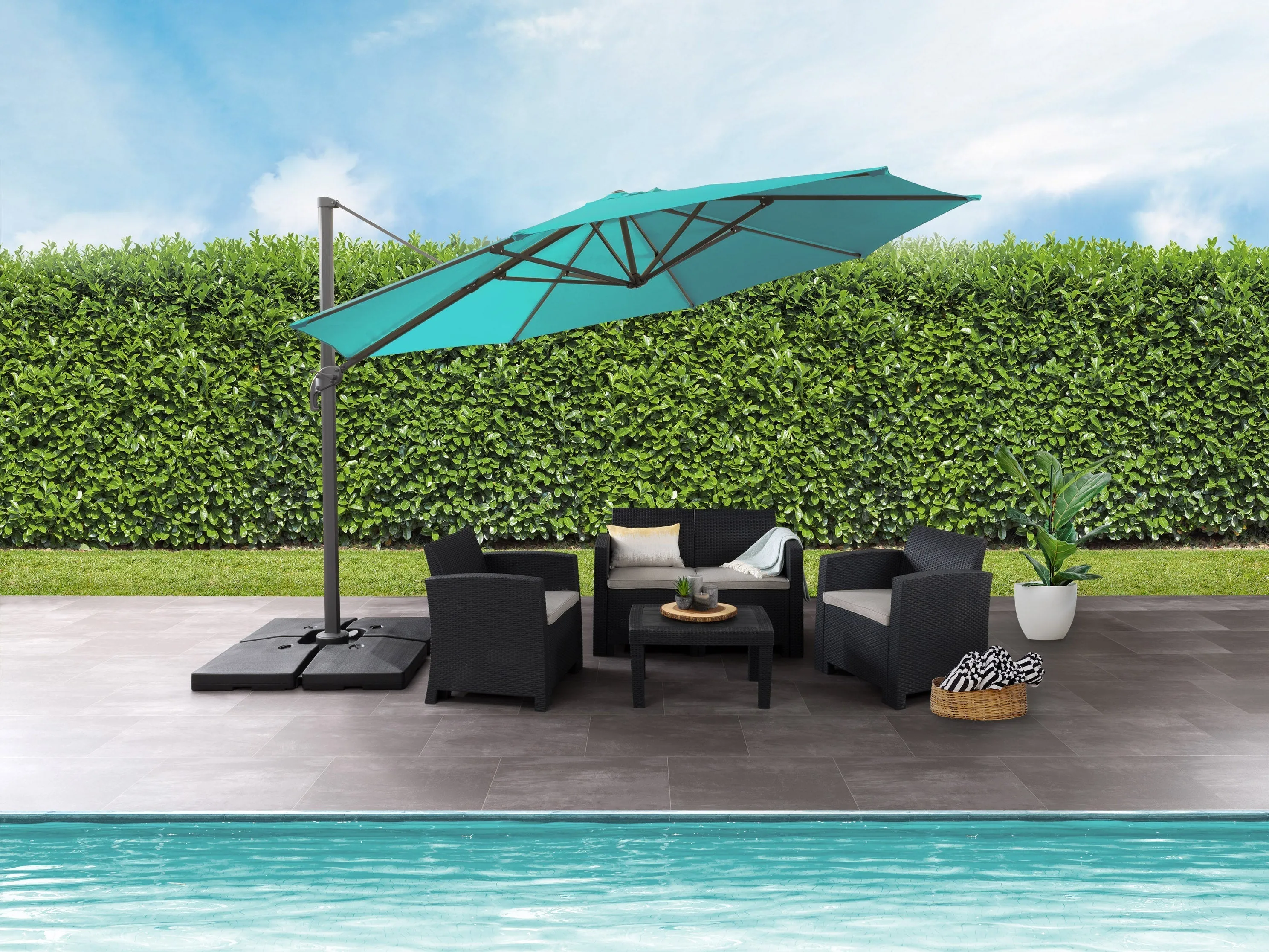 11.5ft Deluxe Offset Patio Umbrella - Turquoise