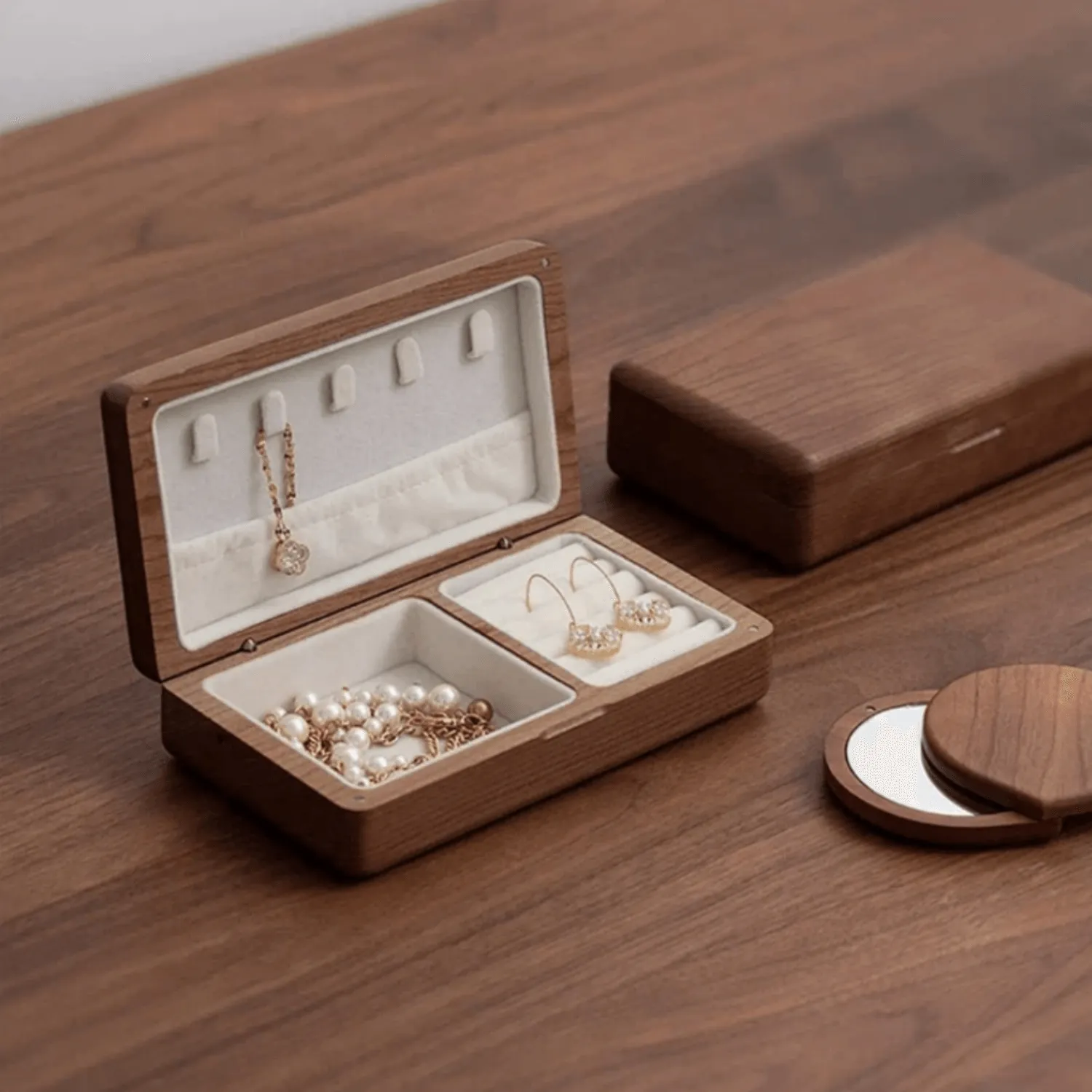 Black Walnut Portable Jewelry Box