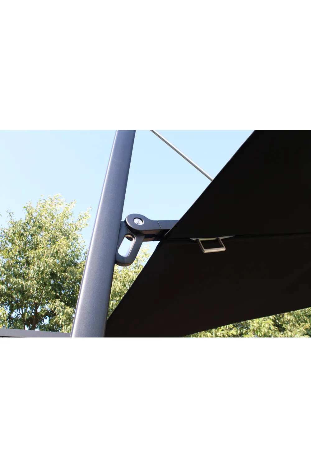 Square Outdoor Cantilever Umbrella (9’ 10”) | Umbrosa Versa UX