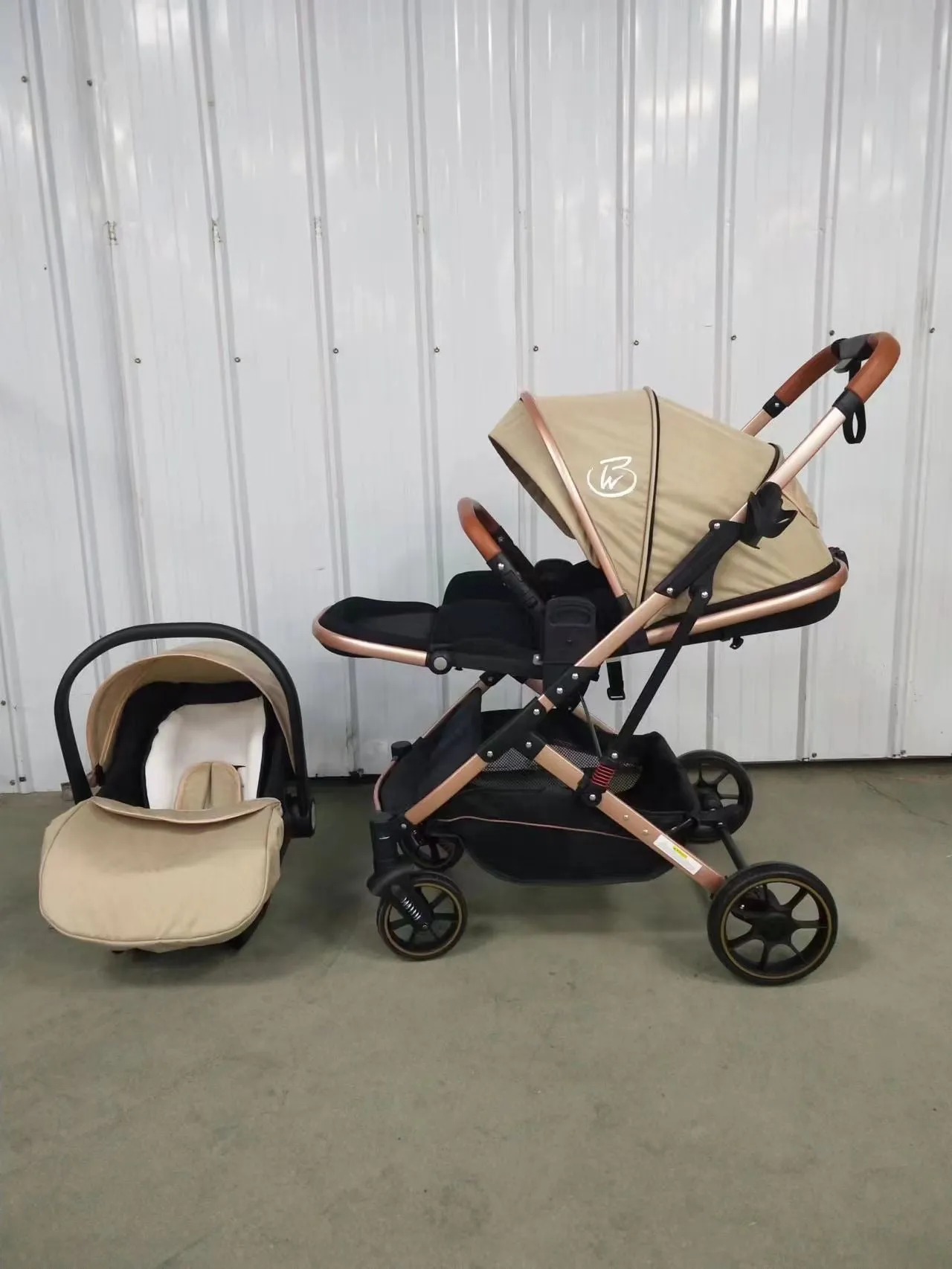 The Flex Beige: 3 in 1 Stroller, Open Bassinet, and Capsule Car Seat Combo